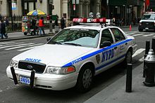 220px Ford Crown Victoria 1